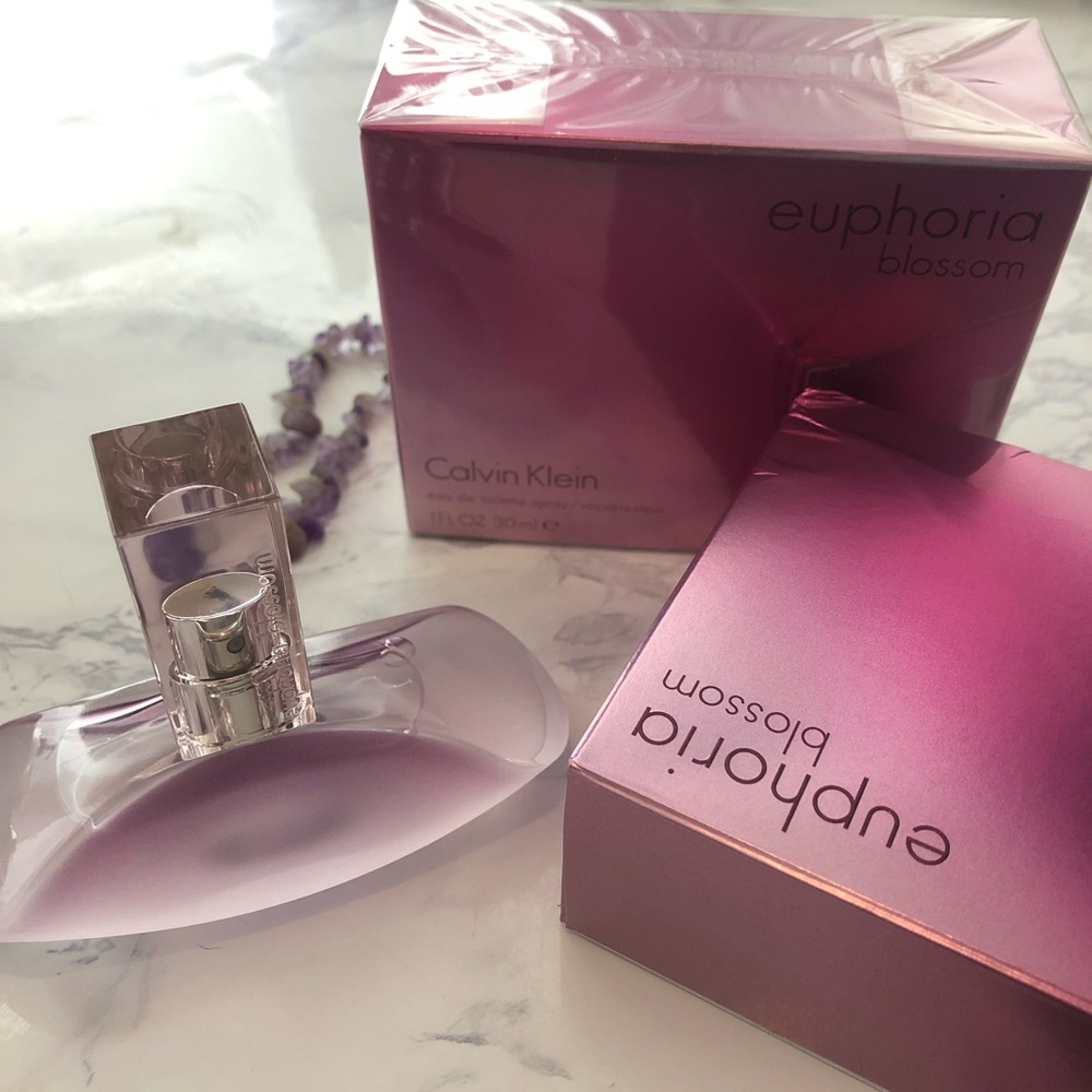 2 Full Euphoria Blossom Calvin Klein Perfume